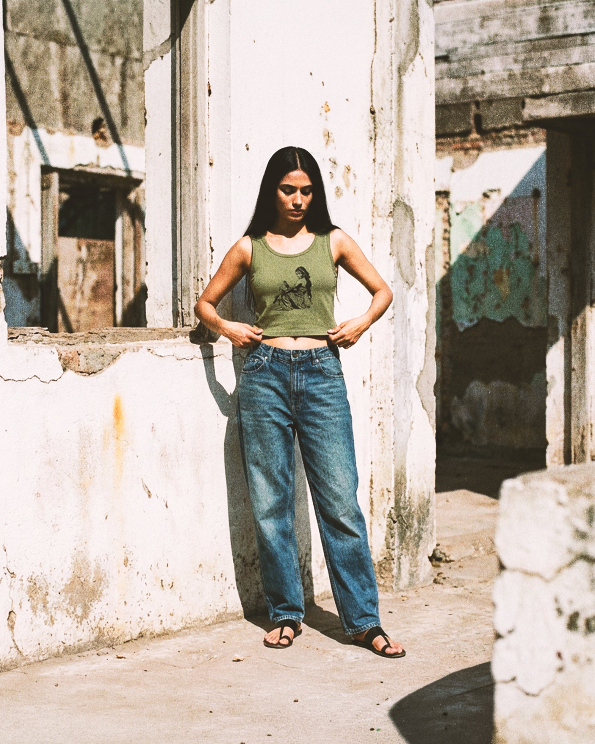 Queens Female Crop Tank